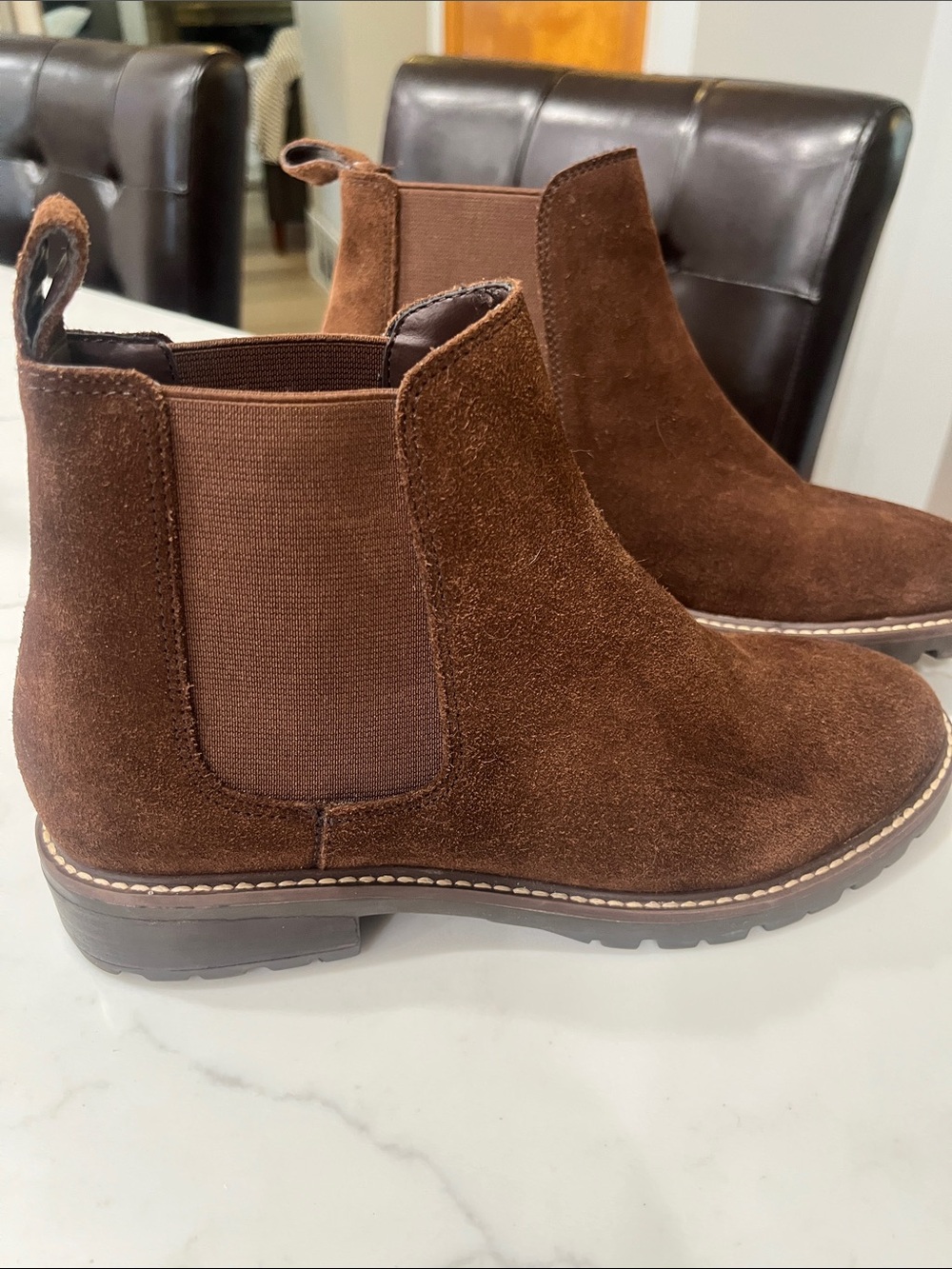 Steve Madden Brown Suede Chelsea Ankle Boots - Picture 2 of 5